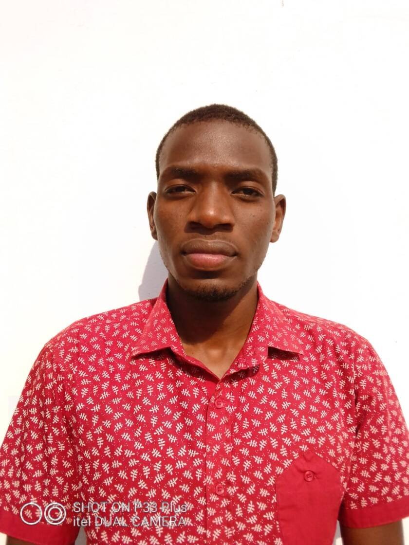 Nélio Estevão Mungoi